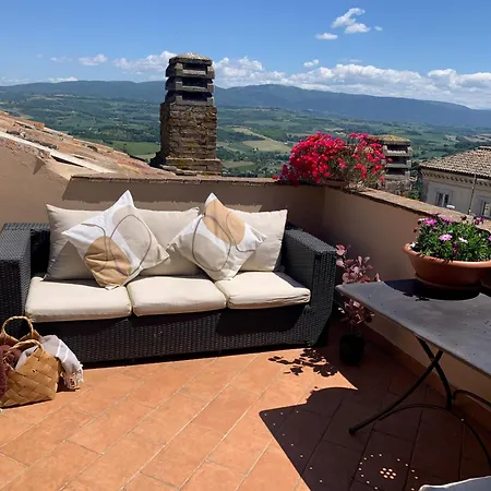 Apartment La Terrazza Sul Verde, Vista Mozzafiato In Pieno Centro