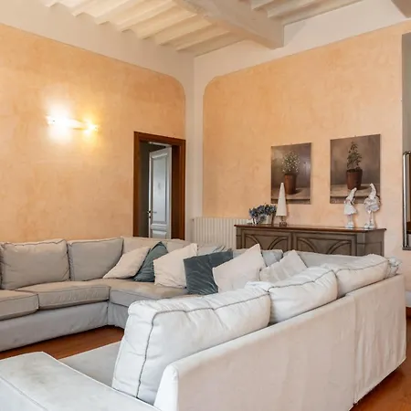 La Terrazza Sul Verde, Vista Mozzafiato In Pieno Centro Appartement *