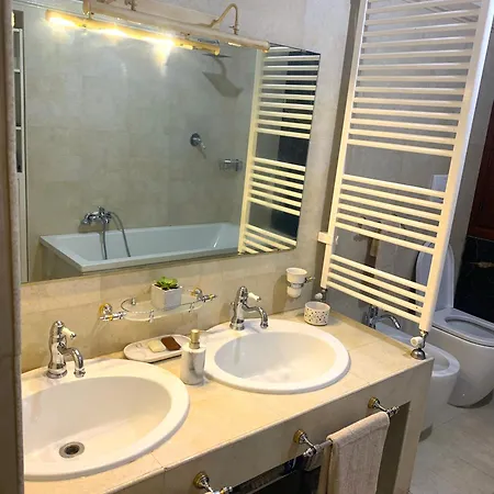 Appartement La Terrazza Sul Verde, Vista Mozzafiato In Pieno Centro *