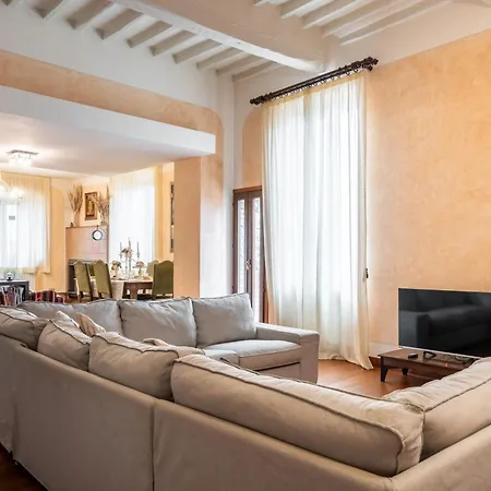 La Terrazza Sul Verde, Vista Mozzafiato In Pieno Centro Apartamento