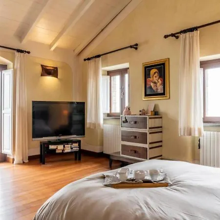 La Terrazza Sul Verde, Vista Mozzafiato In Pieno Centro Appartement