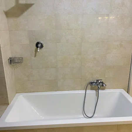 Apartamento La Terrazza Sul Verde, Vista Mozzafiato In Pieno Centro *